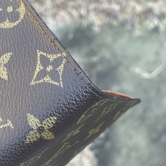 Louis Vuitton Monogram Billfold Wallet - Picture 3 of 11